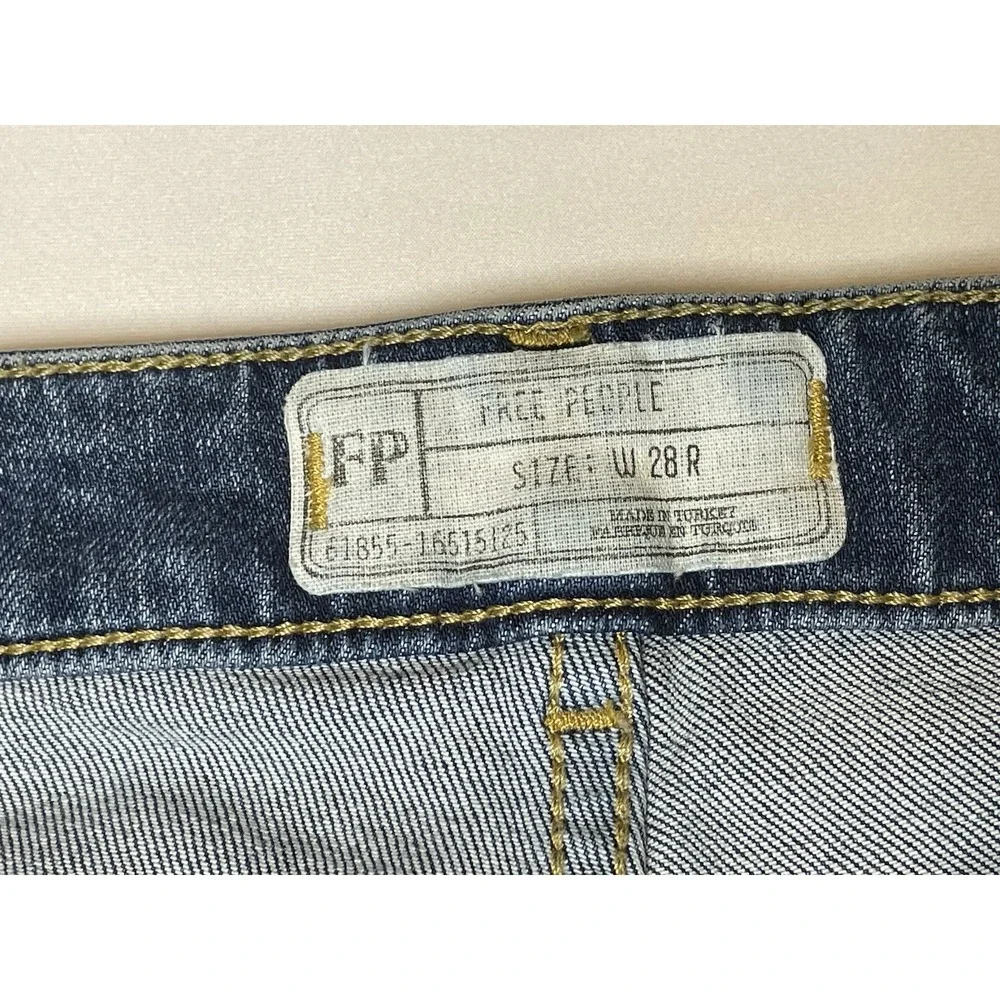 Free People Dark Wash Straight Jeans Size 28R - Picture 3 of 8